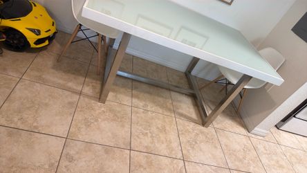Table Used In Good Condition