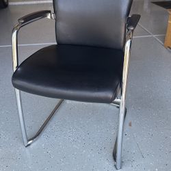 Haworth X830 Waiting Area Chair