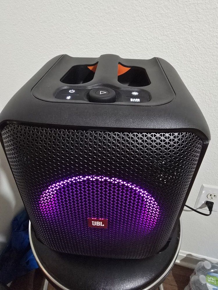 JBL Encore Essential