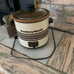 Vintage Crockery-Kettle Slow Cooker