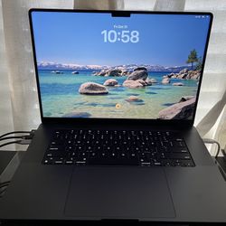 MacBook Pro M4 MAX 32GB