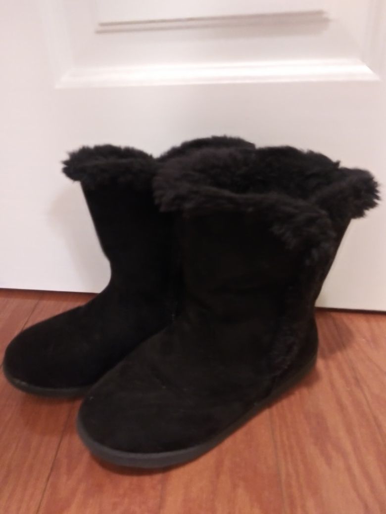 Little Girl's Fur Lined Boots