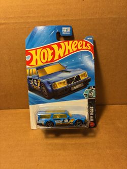 Hot Wheels Volvo 240 Drift Wagon (Milwaukie,OR)