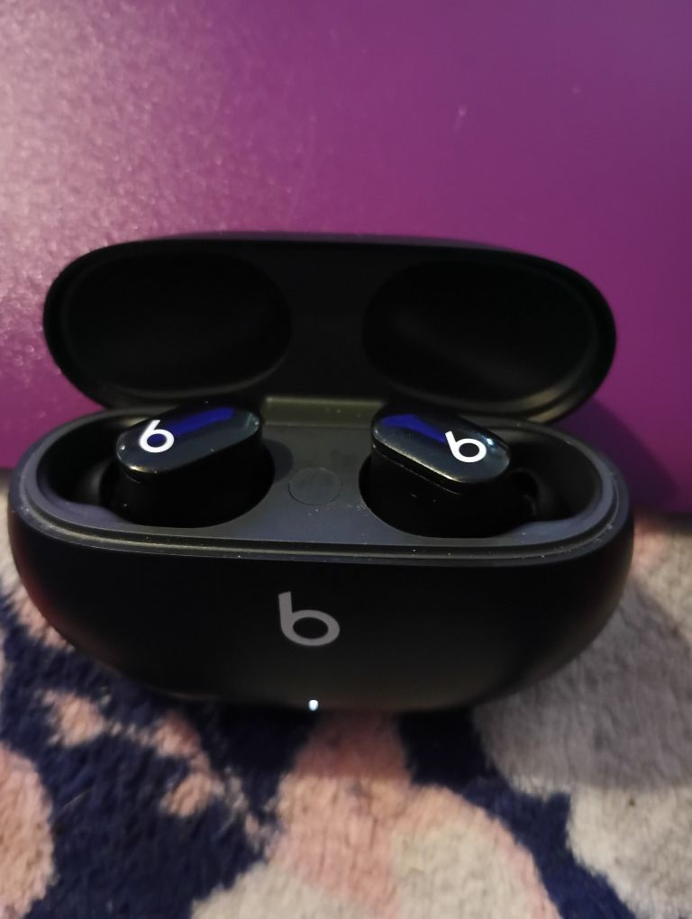 Beats Earbuds