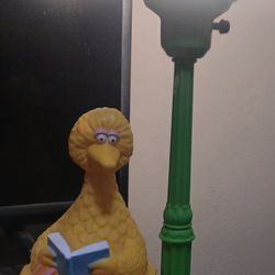 Vintage BIg bird table lamp