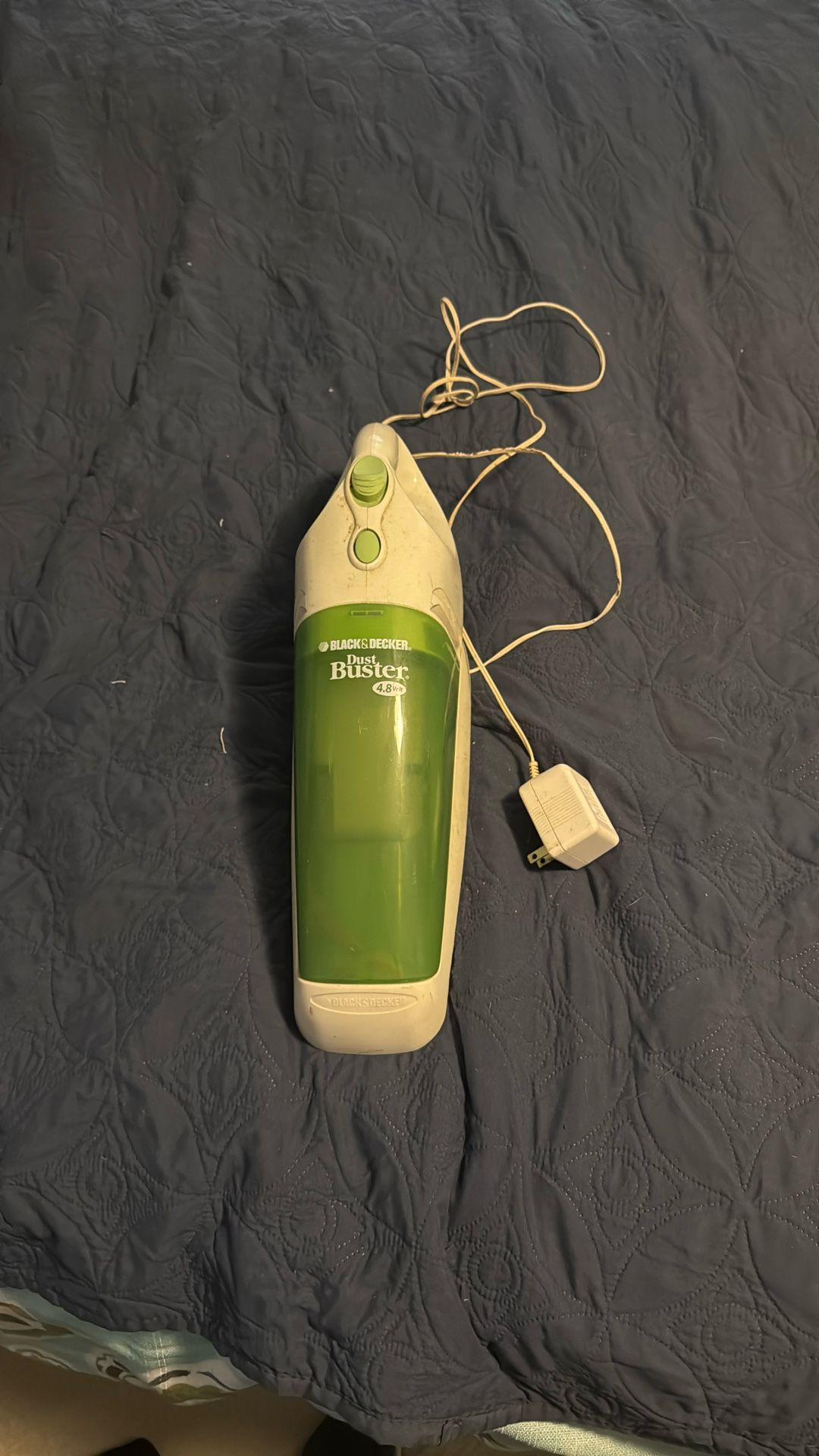B& D Dust Buster Rechargeable Vac $7