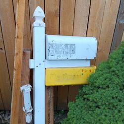 Mail Box 