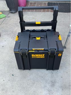 Dewalt tough system 2.0