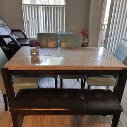 FOR SALE/ DINNING TABLE WITH CHAIRS