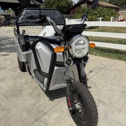 Electric Cargo Truck Liftable Bed 