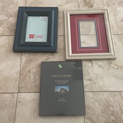 Photo and Picture Frames