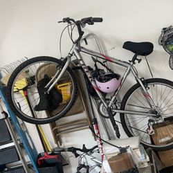 Trek Bicycle 800 Series 