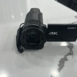 Sony ax33