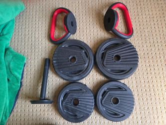 Adjustable dumbbell set