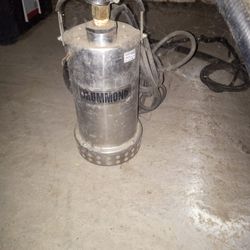 Submersible Water Pump