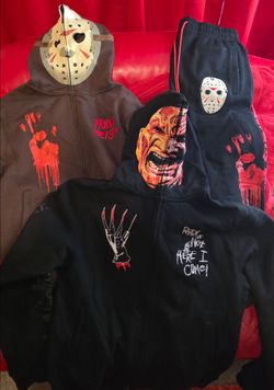 MENS SWEATSHIRT AND SWEATS LOT
