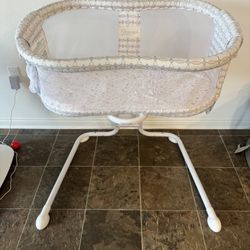 Halo bassinet 