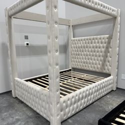 New Canopy Luxury Bed Frame 