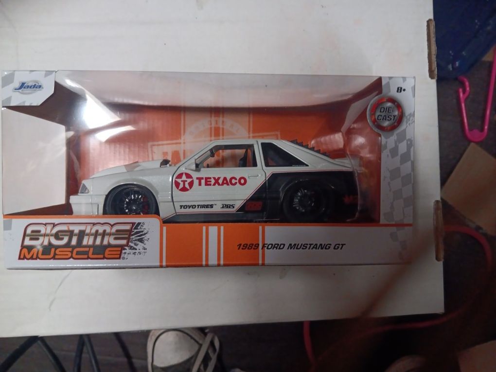 JADA DIE-CAST 89 STANG GT