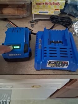 Kobalt 24v ..4.0 amp n charger $50