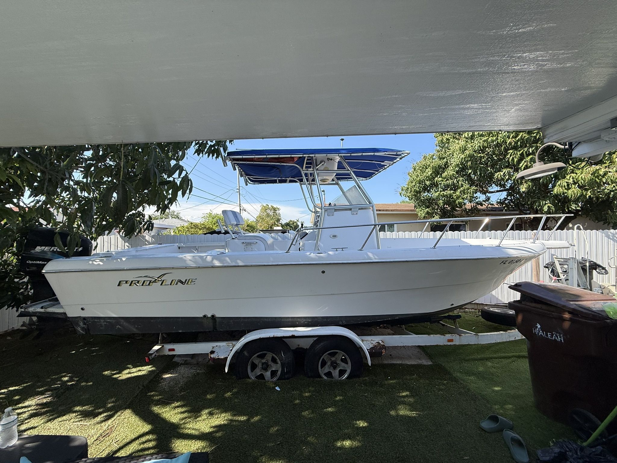 2000 Proline Outboard 26ft Center Console for Sale in Hialeah, FL - OfferUp