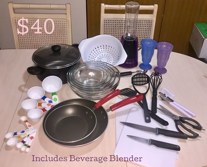 Lot of Kitchen Items w/ Beverage Blender $25