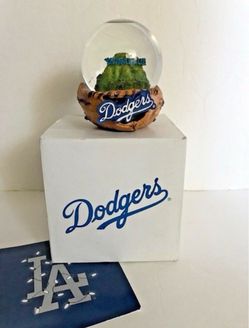 RARE LA Dodgers "Think Blue" Water Globe