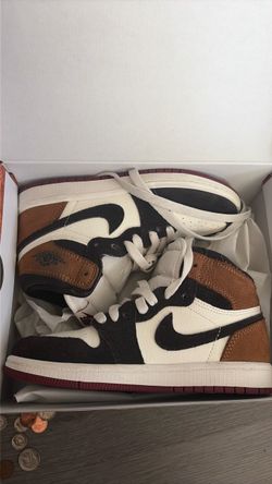 Air Jordan 1 Retro High OG Sneakers SIZE 1