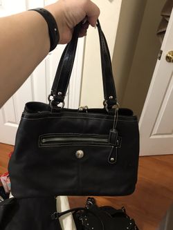 Guess purse