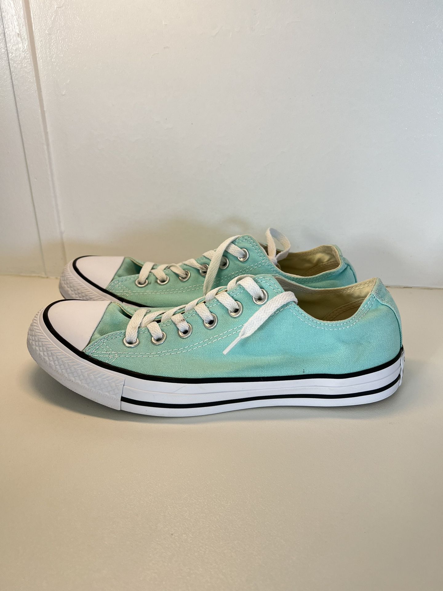 Converse Chuck Taylor All-Star Low Top Mint Men’s Size 7 Women’s  9  Sneakers