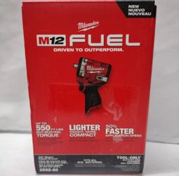 Milwaukee new 3/8” stubby impact wrench M12