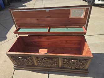 Vintage Lane Altavista Virgina Chest 
