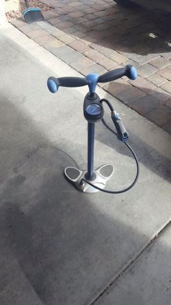 Bike pump bike accessories