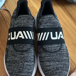 Under Armour Runplay slip-on running shoes