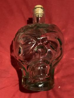 Skull decanter