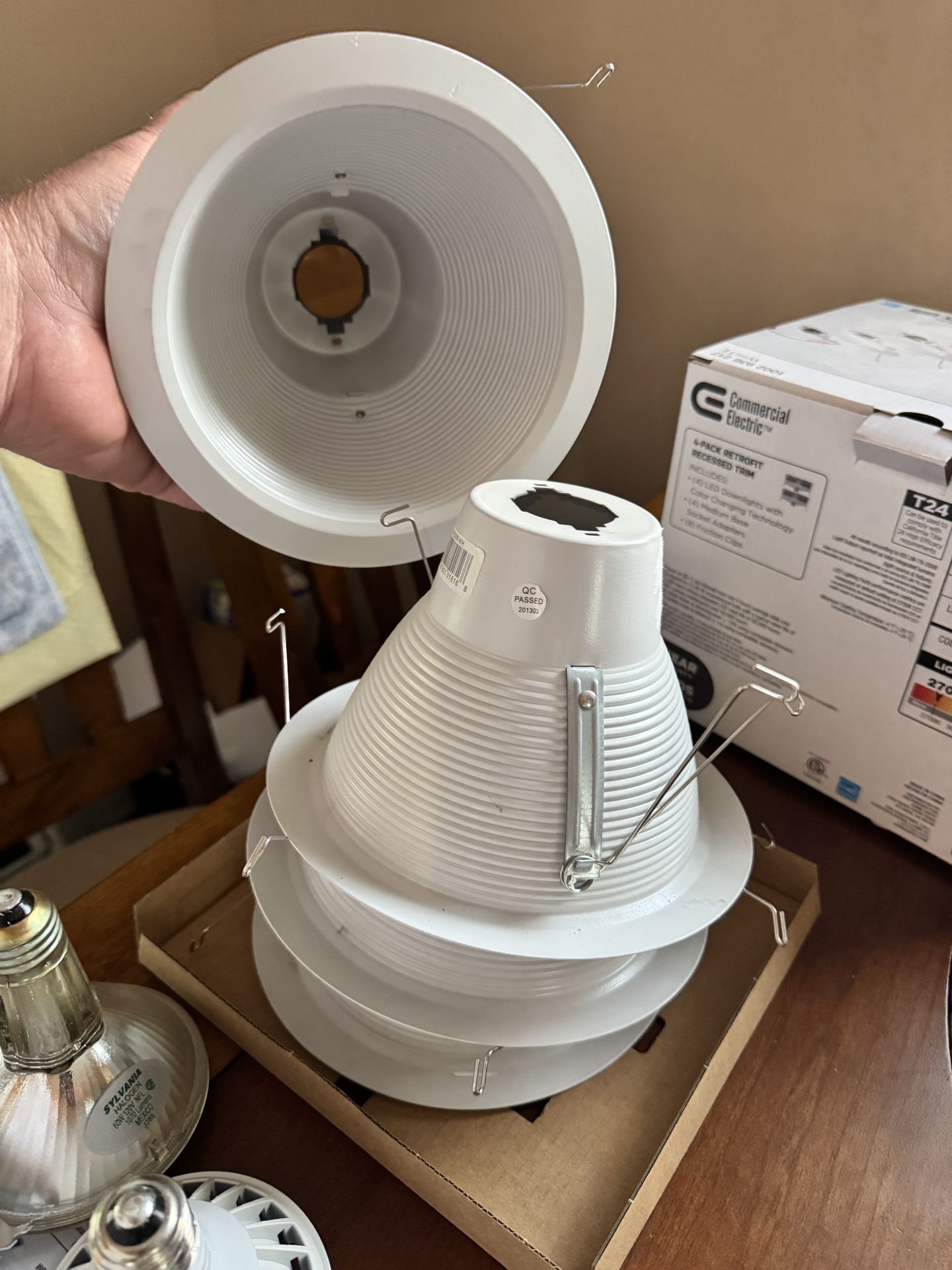 Recessed Ceiling Light Trim Rings / Baffles (6” &4”)