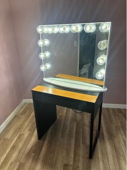 Vanity mirror