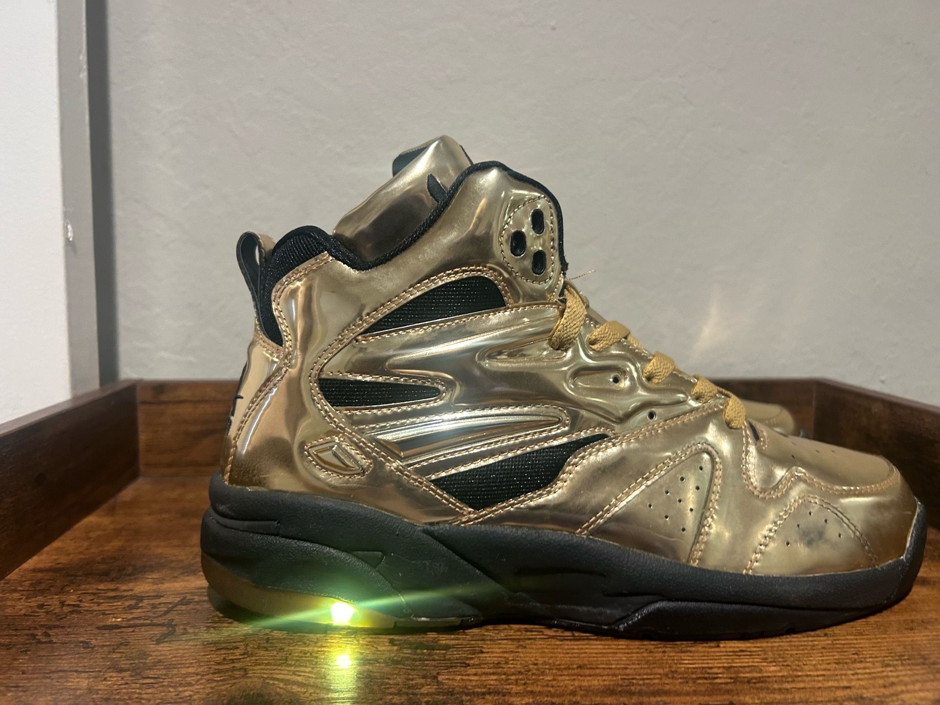 Size 10 light up LA gears 50$