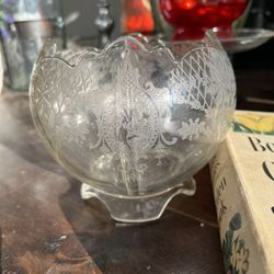 Antique Victorian acid Etched Crystal Bowl