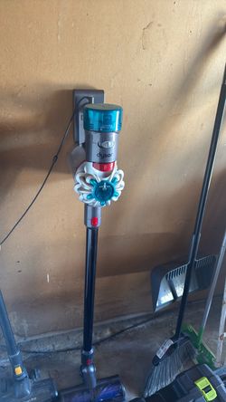 Dyson cordless vacuum
