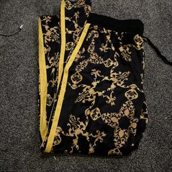 Men’s Forever 21 XL Black Gold Pattern Sweatpants Joggers 