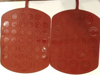 Tefal non-stick silicone macaron or cookie mat