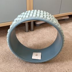 Fabletics Yoga Wheel