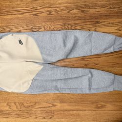 Nike Men’s Tech Fleece Pants Small 
