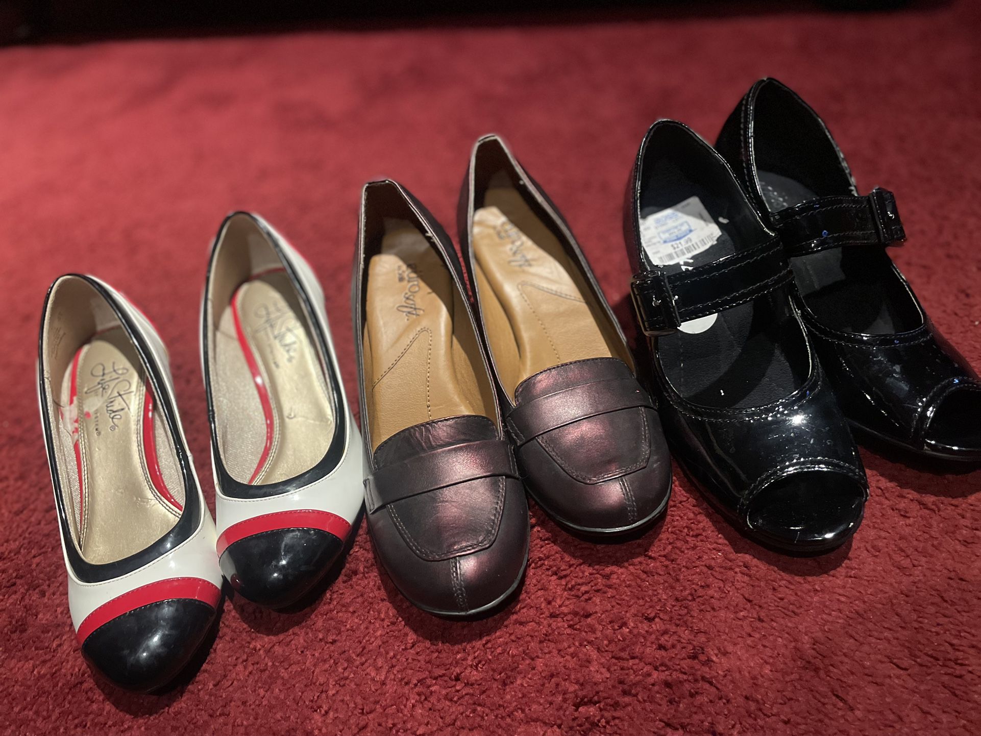 Ladies Like New Heels, Three Pairs $45