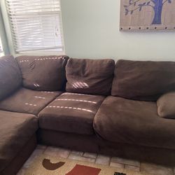 Sectional Couches 