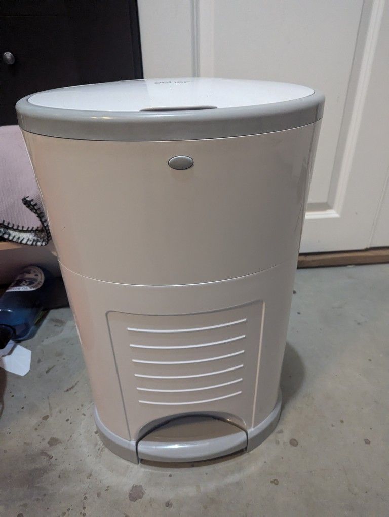 Brand New Never Used Diaper Pail