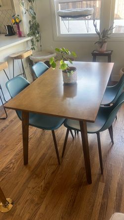 Wood dining table and 4 chairs set