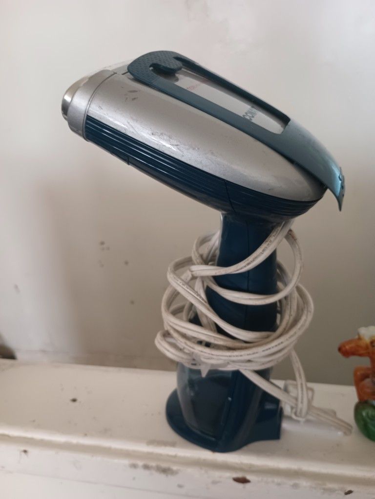 Clothes Steamer
