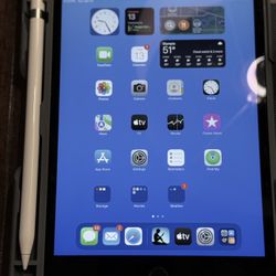iPad Mini 5th Gen 64 GB With Apple Pencil
